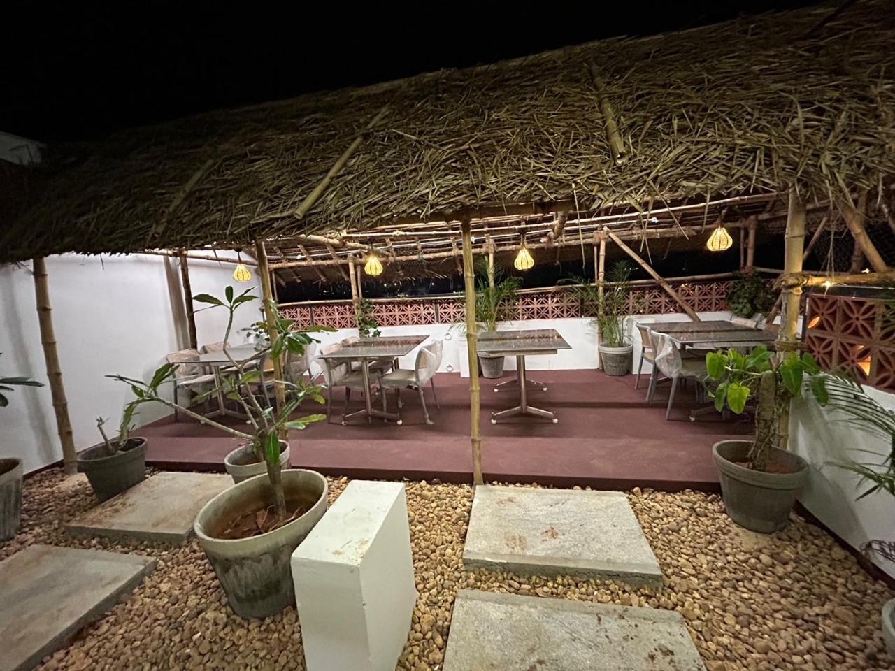 Hotel Kalos Махабалипурам Екстериор снимка