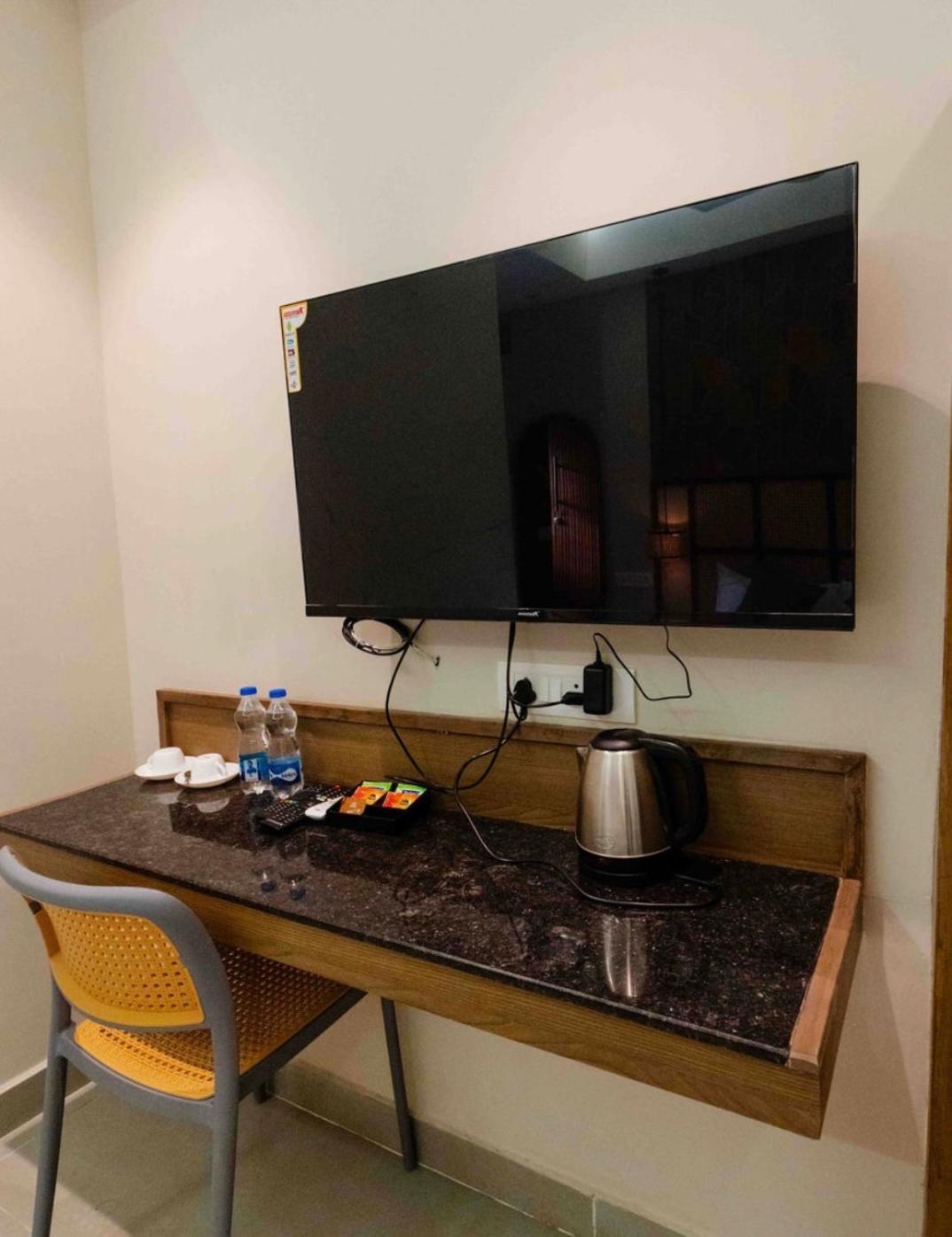 Hotel Kalos Махабалипурам Екстериор снимка
